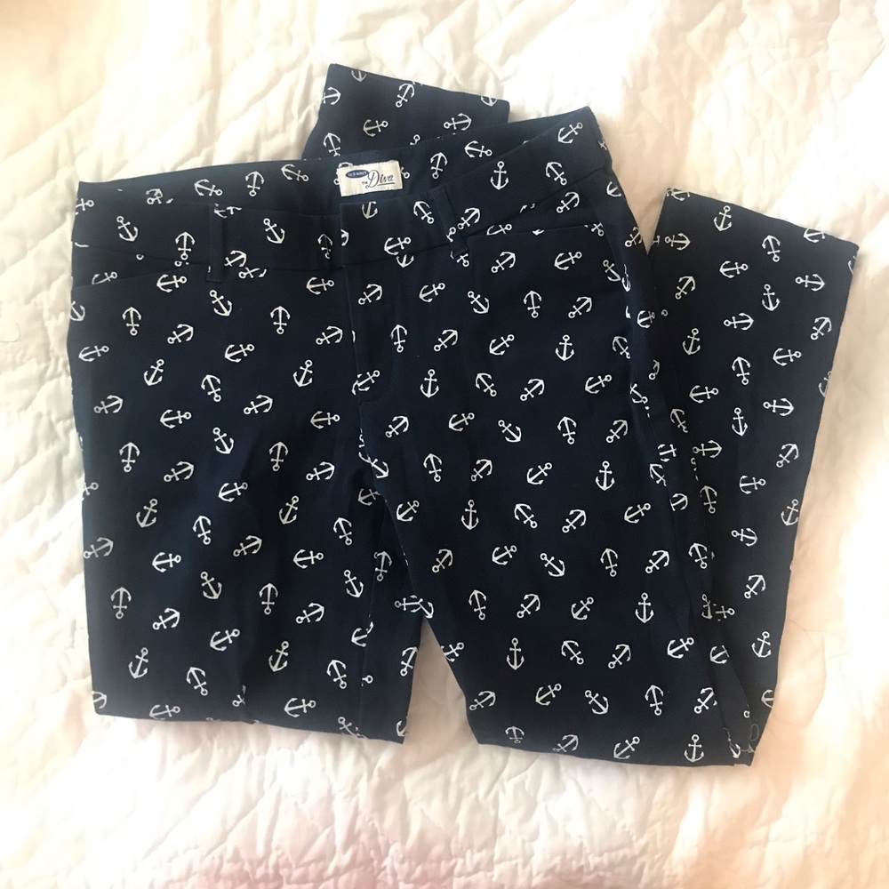 GUC Old Navy Anchor Diva capris